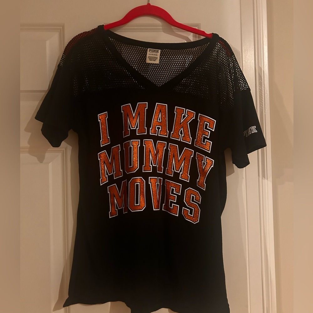 Halloween 'I Make Mummy Moves' T-Shirt VS Pink